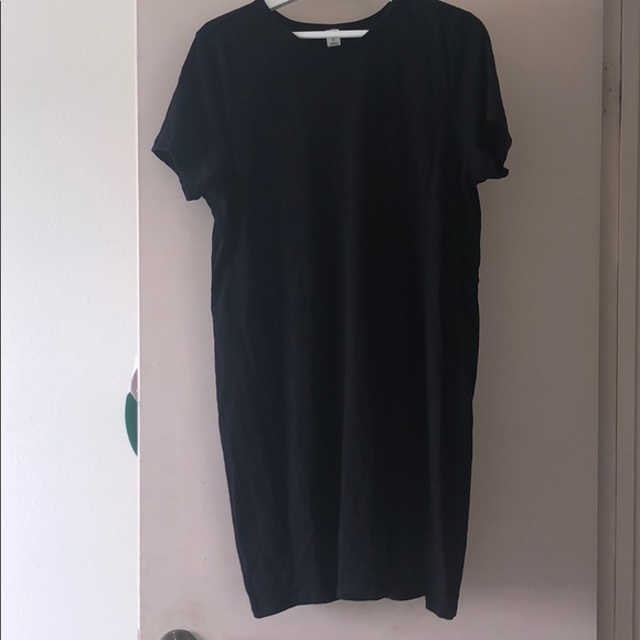 Old Navy Black Pull Over Black Crew Dress - Picture 2 of 7